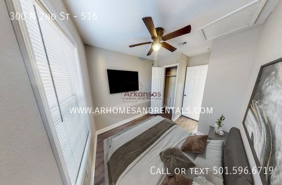 300 N 2nd St #516 - Photo 5 of 7