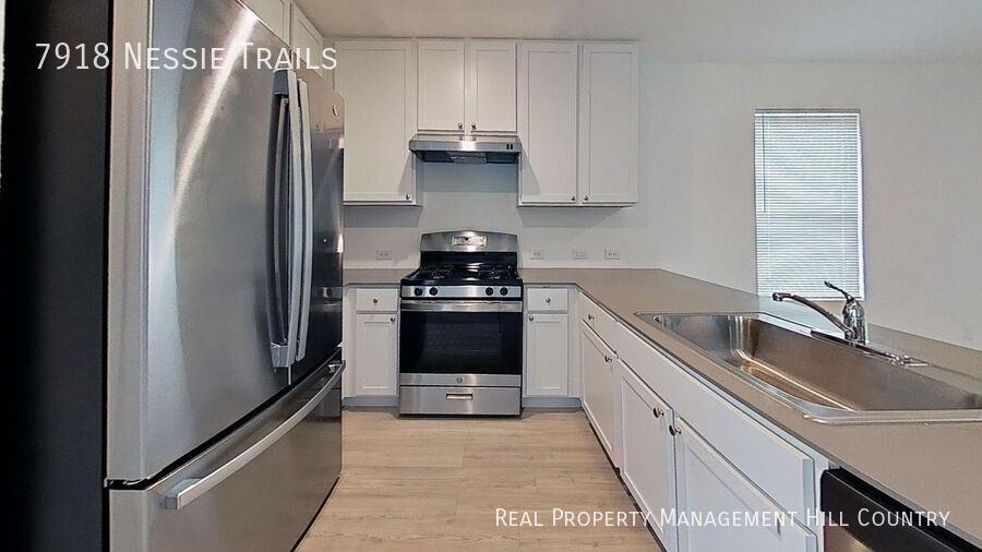 7918 Nessie Trl - Photo 2 of 19