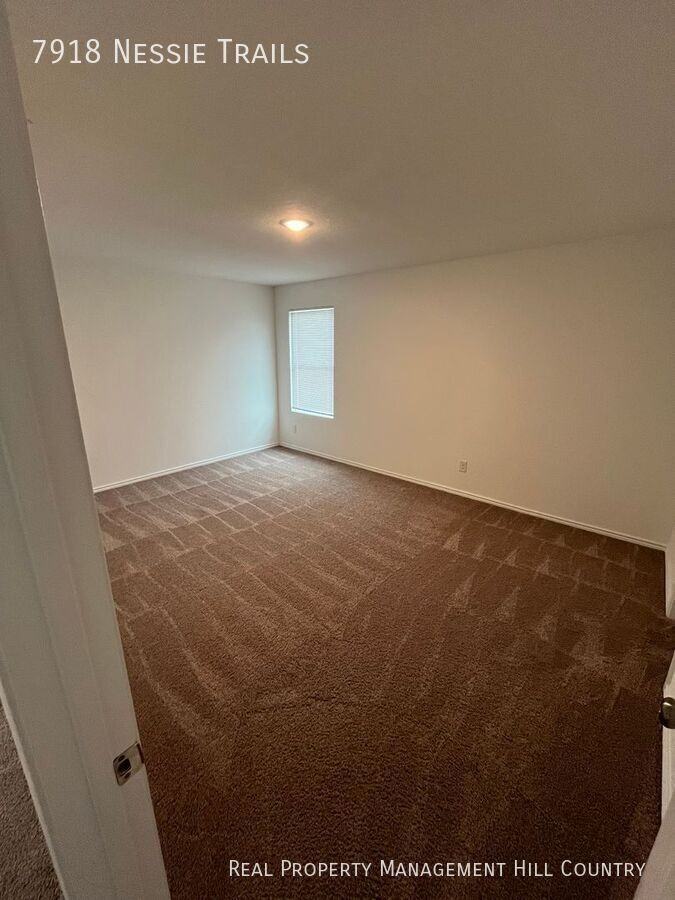 7918 Nessie Trl - Photo 7 of 19