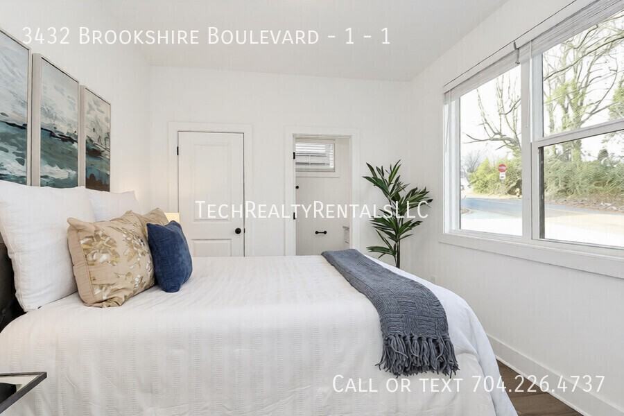 3432 Brookshire Blvd #1 - Photo 3 of 42