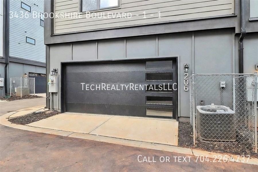 3436 Brookshire Blvd #1 - Photo 3 of 42