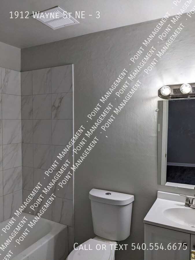 1912 Wayne St Ne #3 - Photo 3 of 5
