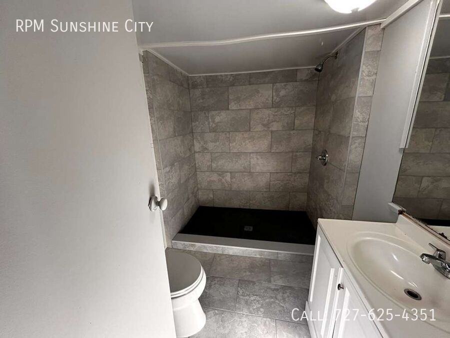 710 S 50th St #9 - Photo 7 of 7