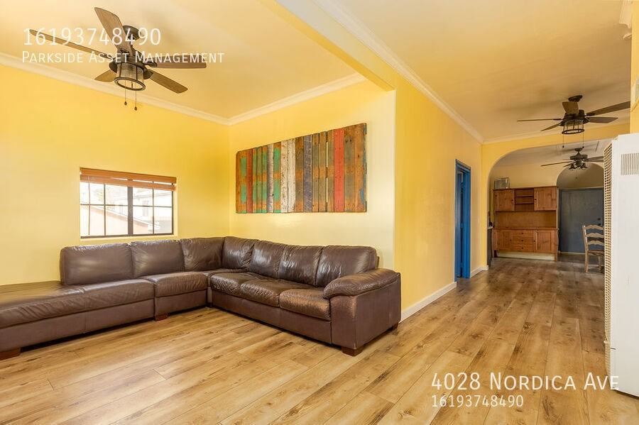 4028 Nordica Ave - Photo 2 of 20