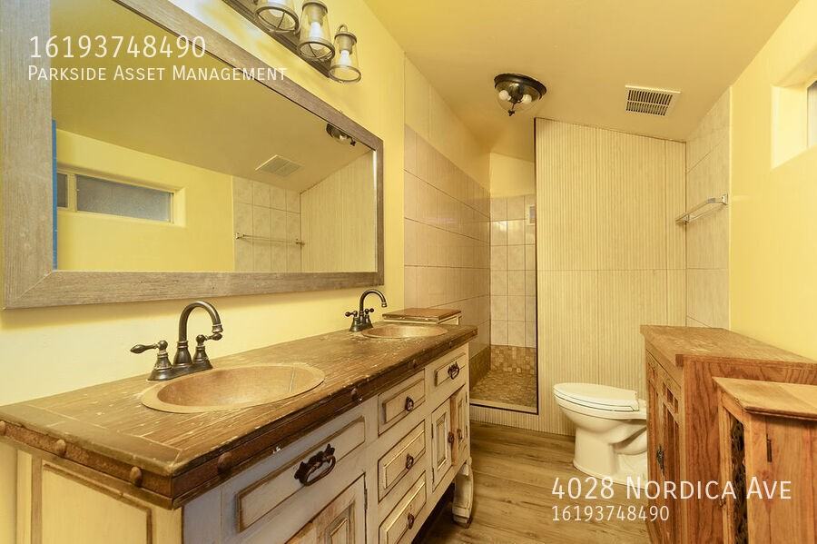 4028 Nordica Ave - Photo 4 of 20