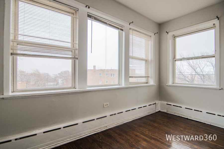 308 S Springfield Ave #3 - Photo 6 of 15