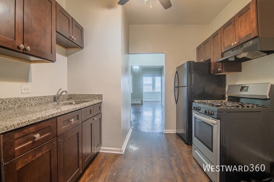 308 S Springfield Ave #3 - Photo 7 of 15