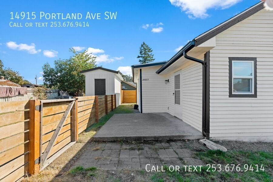 14915 Portland Ave Sw - Photo 3 of 43