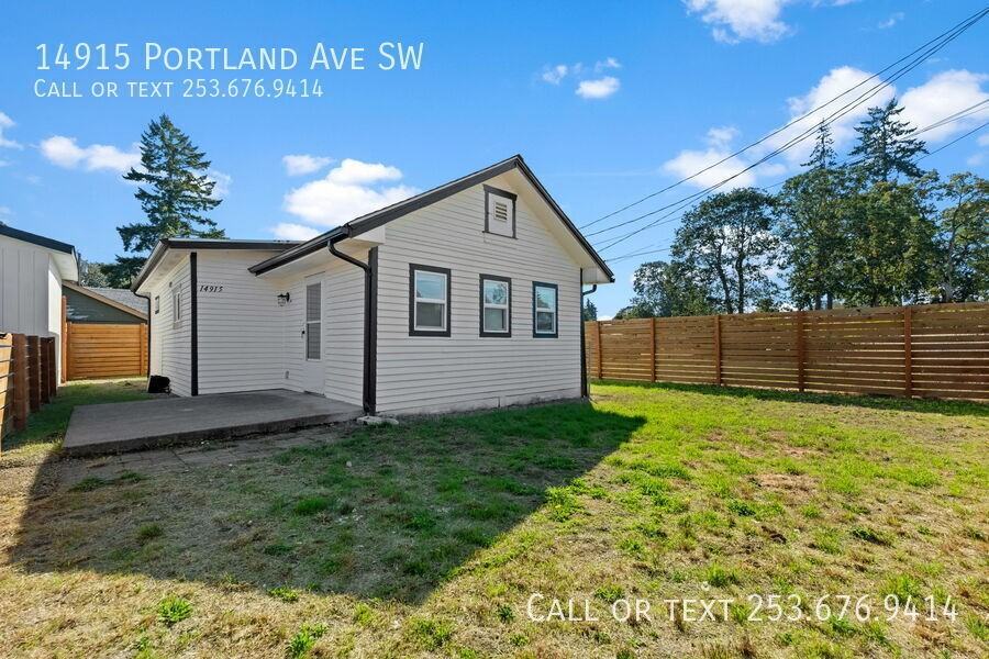 14915 Portland Ave Sw - Photo 4 of 43