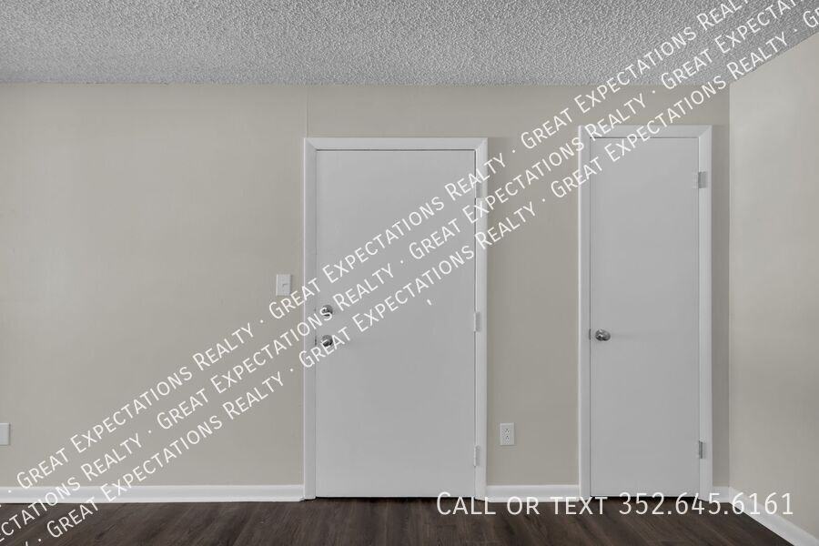 147 Se 13th Ave - Photo 5 of 15