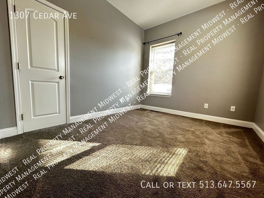 1307 Cedar Ave - Photo 5 of 23