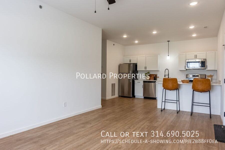 803 Parkview Dr #803 - Photo 3 of 50