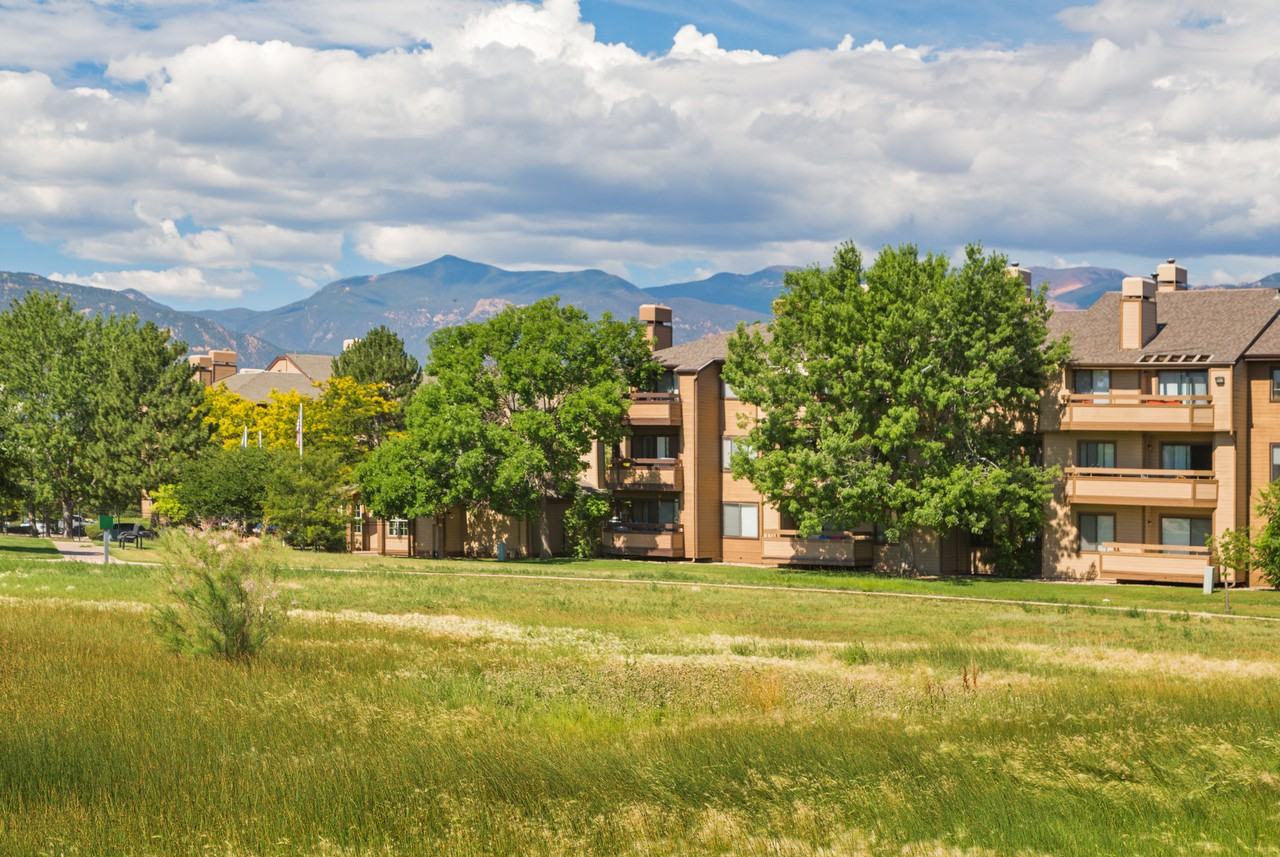 Western Terrace Apartments - Photo 2 of 20