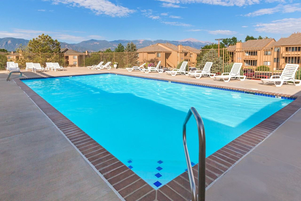 Western Terrace Apartments - Photo 6 of 20