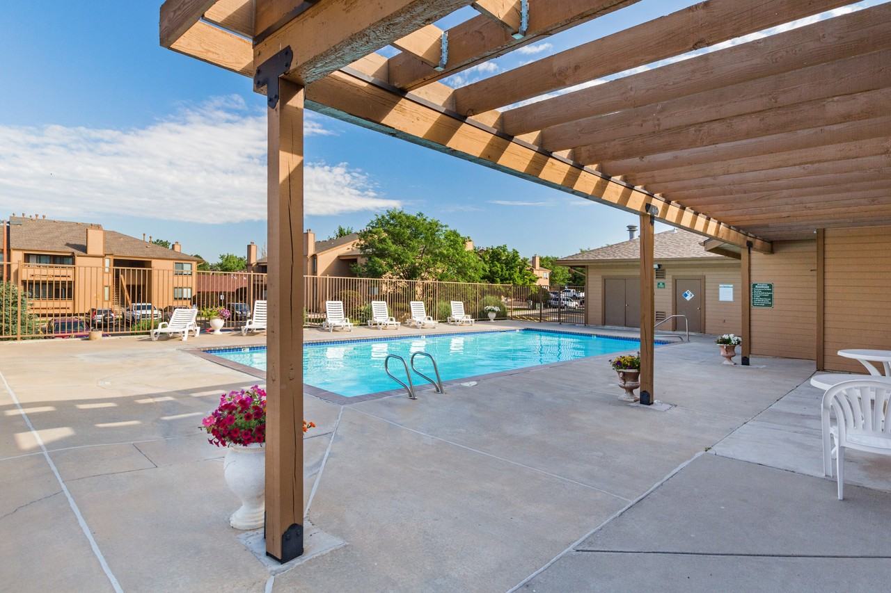 Western Terrace Apartments - Photo 7 of 20