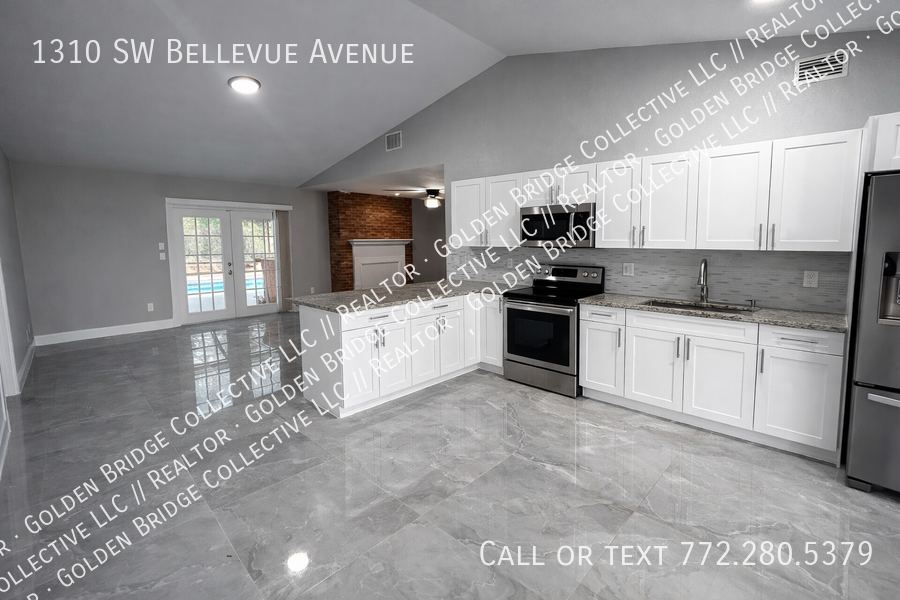 1310 Sw Bellevue Ave - Photo 3 of 14