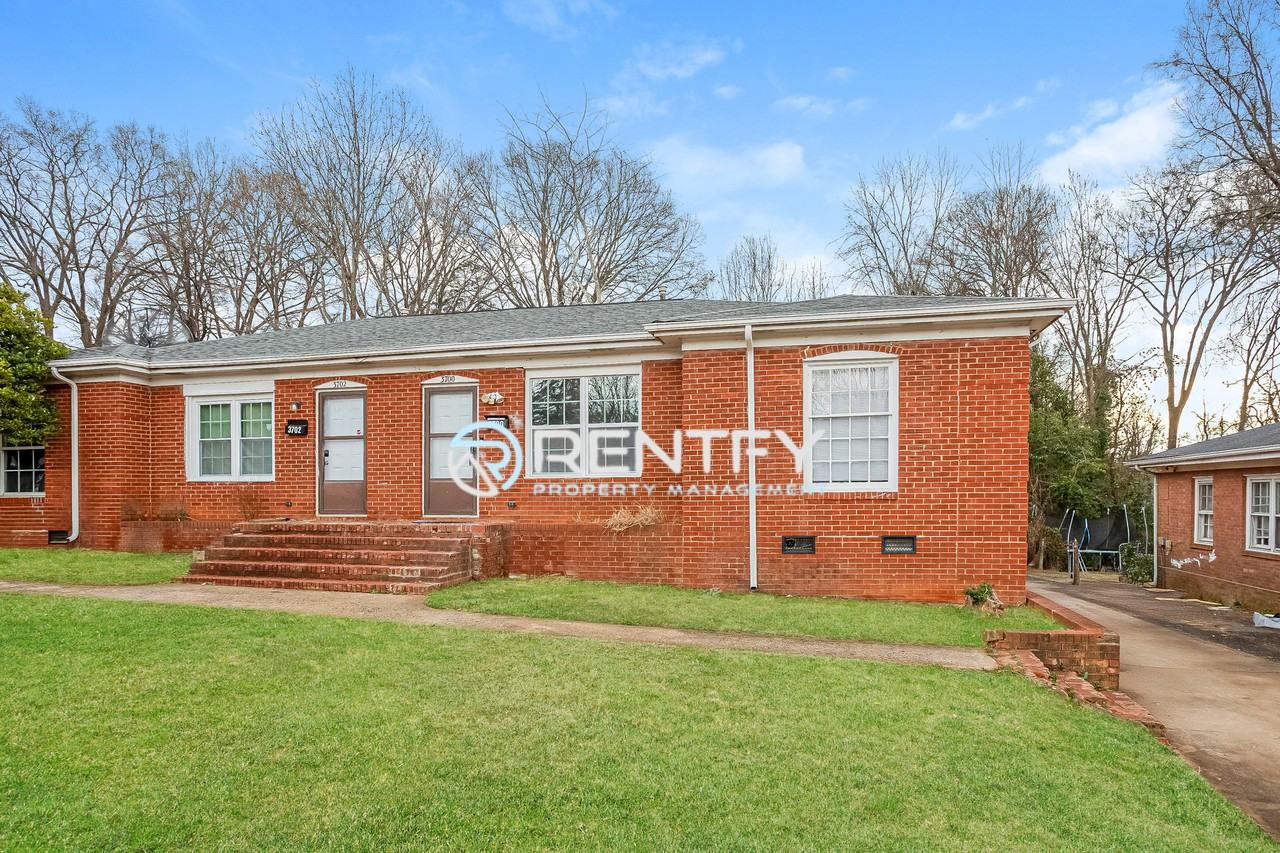 3700 Driftwood Dr #1 - Photo 2 of 13