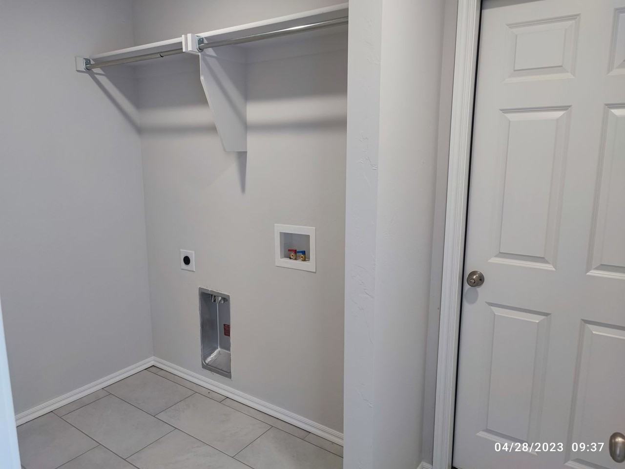 2913 Caretta Ct - Photo 2 of 11