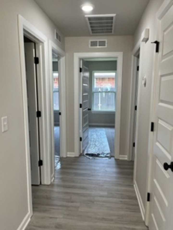 12024 Sw 10th St - Photo 4 of 17