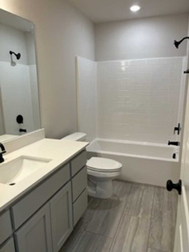 12024 Sw 10th St - Photo 5 of 17