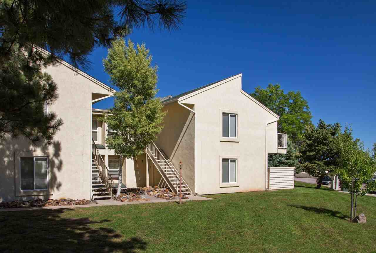 Wildridge At Cheyenne Mountain Ranch - Photo 2 of 8