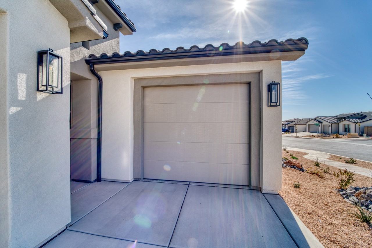 1544 N Daylight St #1 - Photo 2 of 24