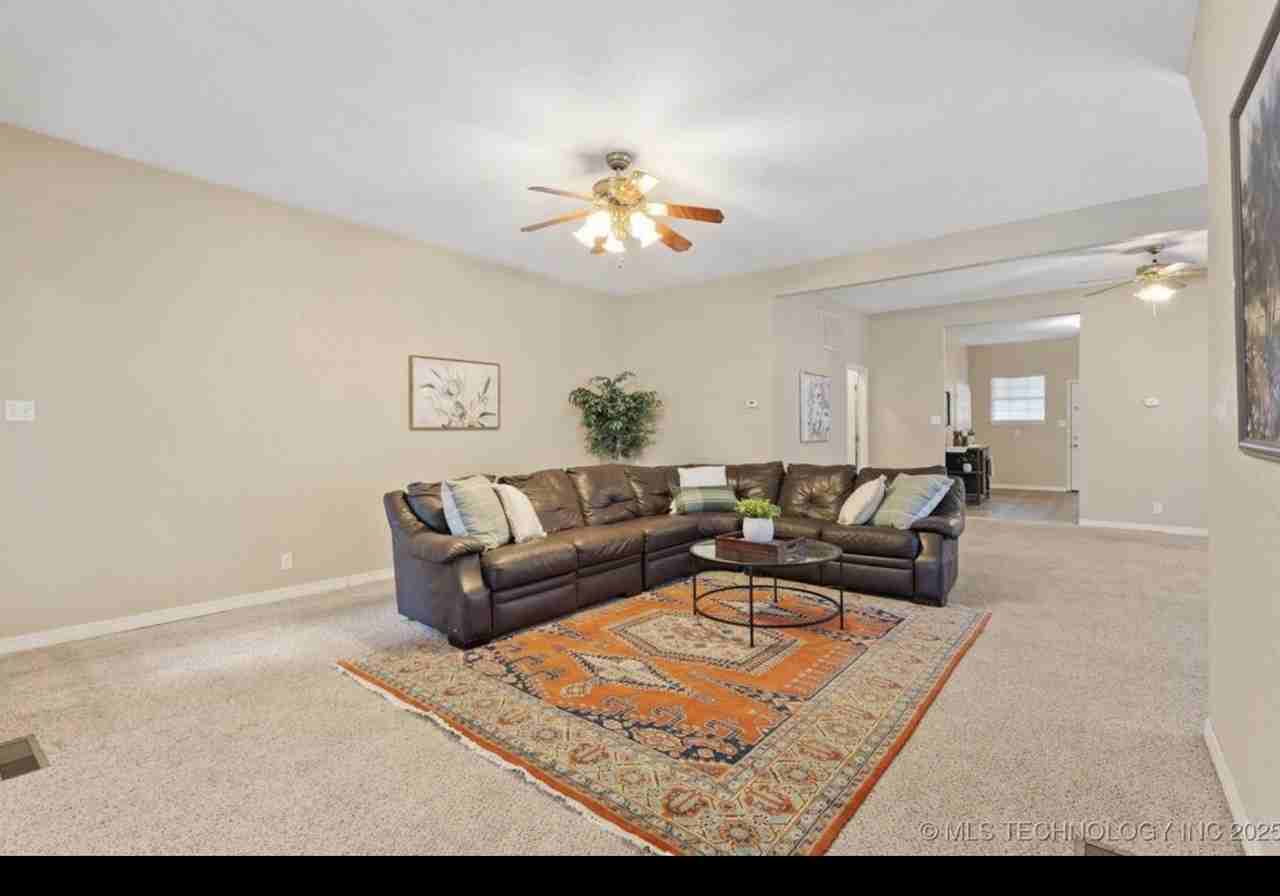 806 S Osage Ave #NA - Photo 6 of 22