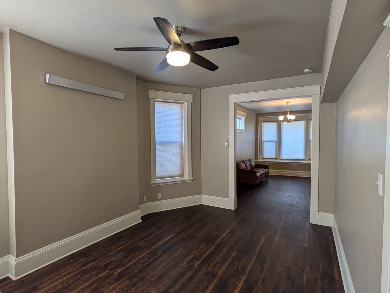 216 218/220 N Clark St - Photo 4 of 15