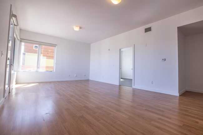 2025 Ionosphere St #201 - Photo 5 of 9
