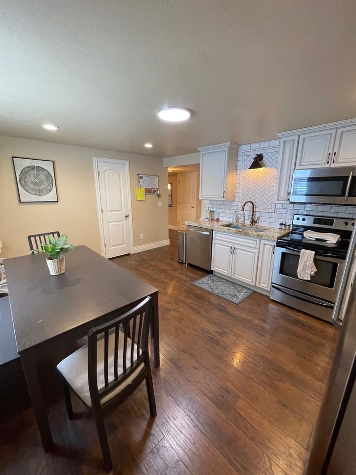 976 S 1925 W #B1 - Photo 4 of 7