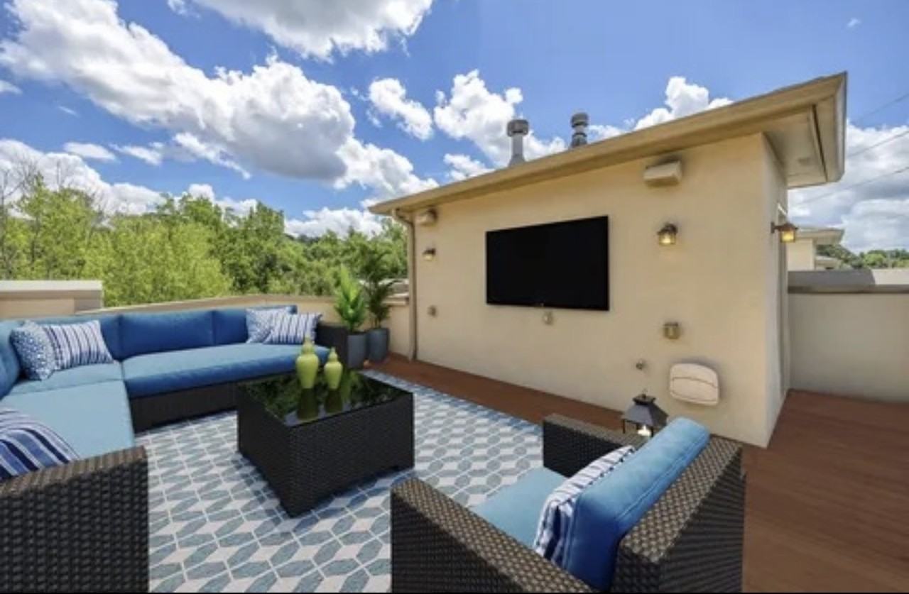 1390 Dutch Valley Pl Ne - Photo 6 of 50