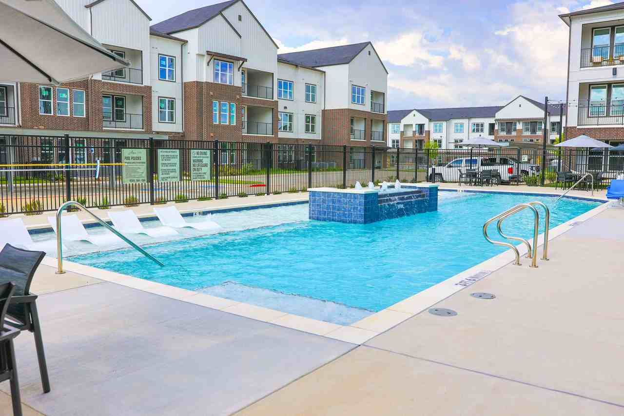 Aspire at Sherman - Photo 2 of 30