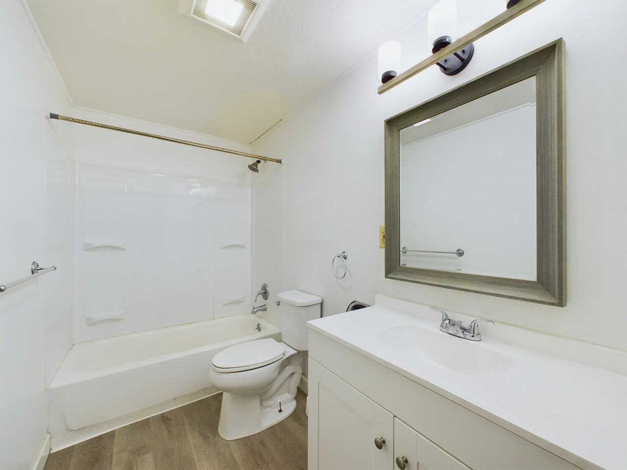 2663 Turner Street - Photo 7 of 45