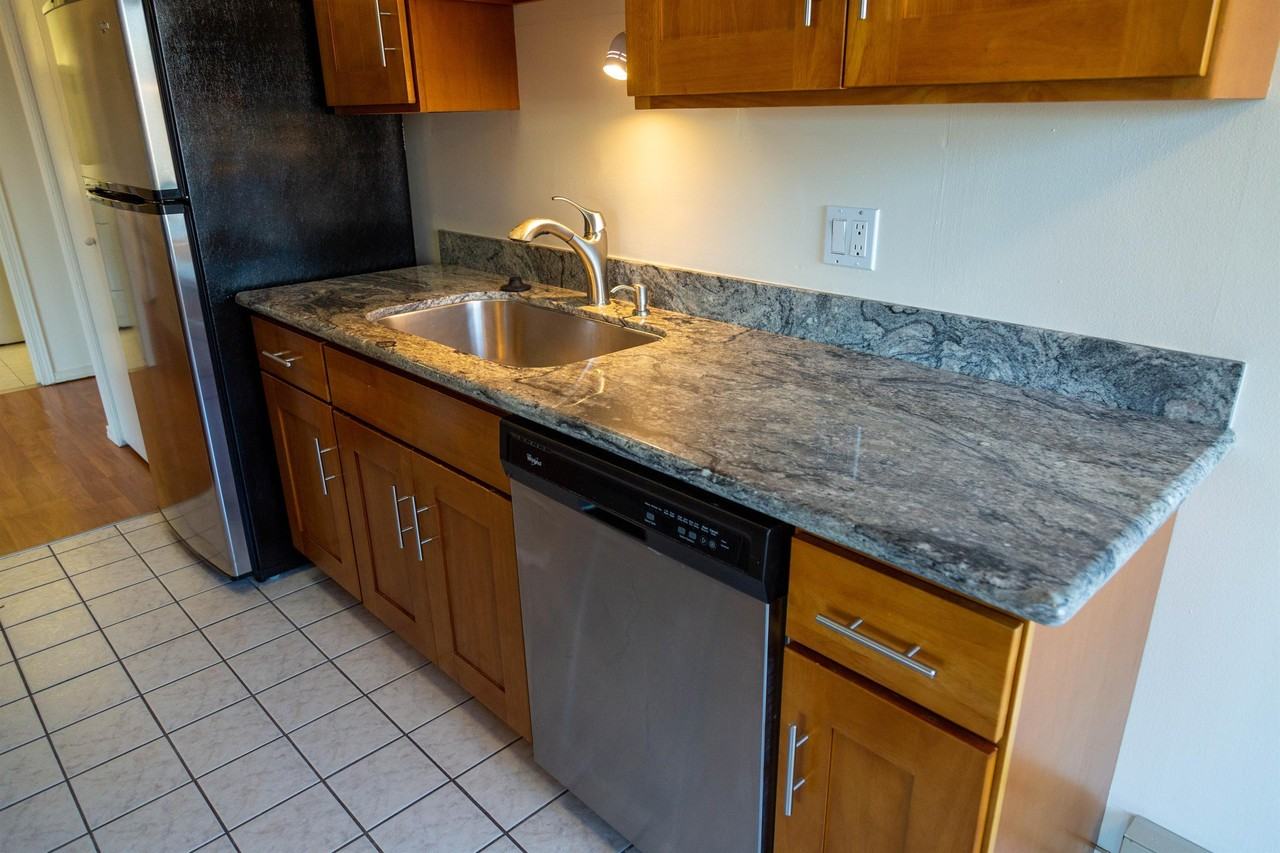 Madlyn Apartments LLC - Photo 3 of 11