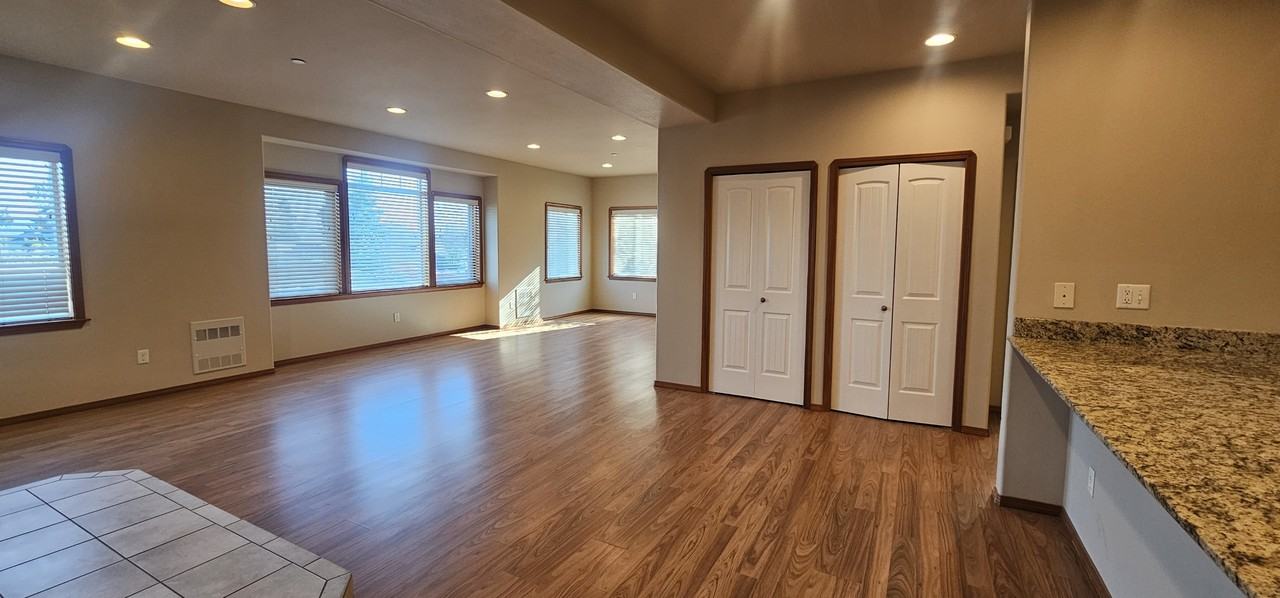 B3706-B - Photo 2 of 21