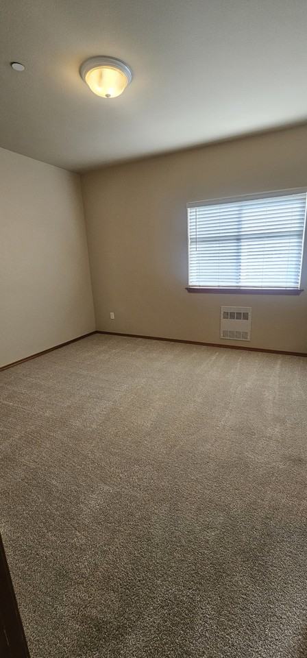 B3706-B - Photo 6 of 21