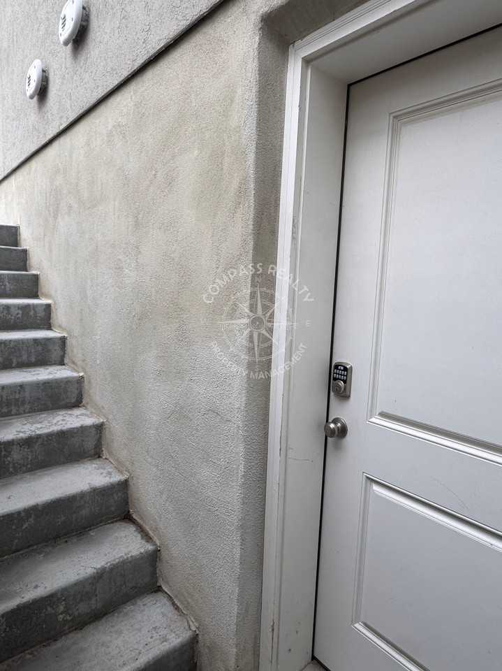 803 Kingfisher Road - Photo 2 of 16