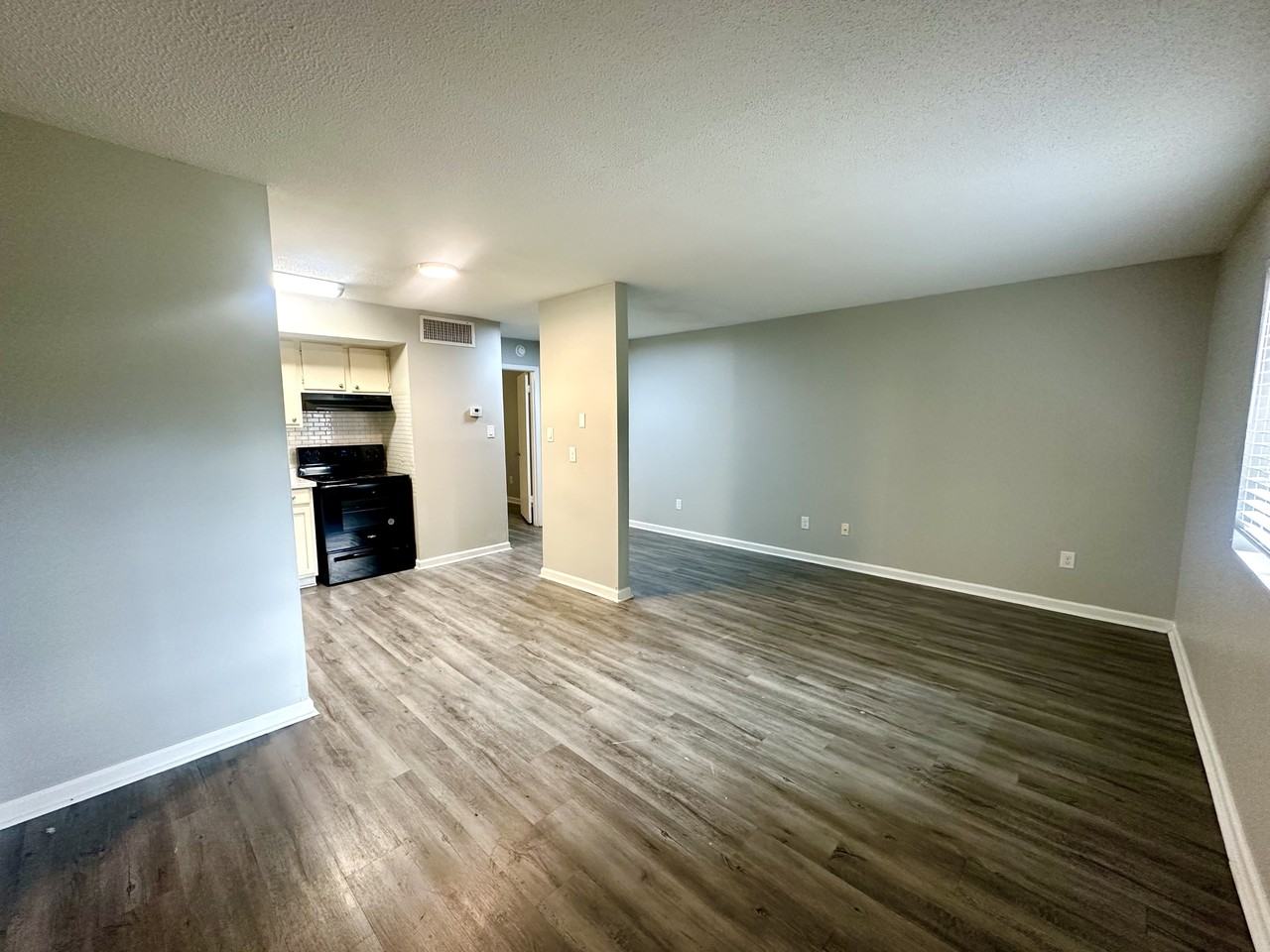 200 W Adair St - Photo 2 of 24