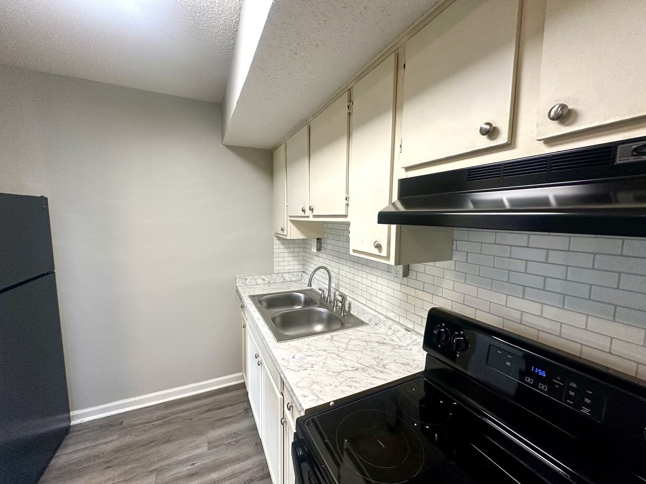 200 W Adair St - Photo 4 of 24