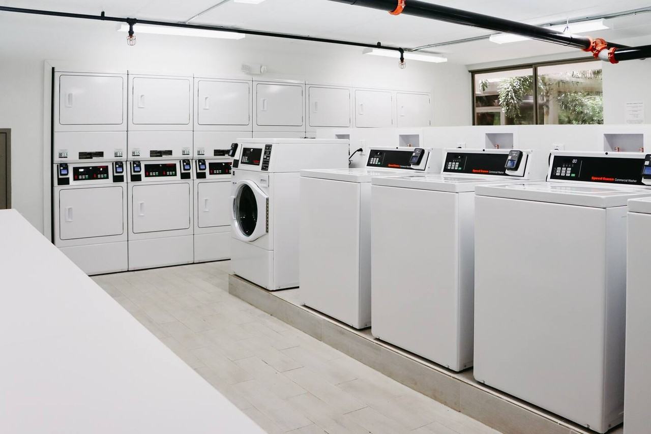 The Irlo: East - Photo 3 of 20