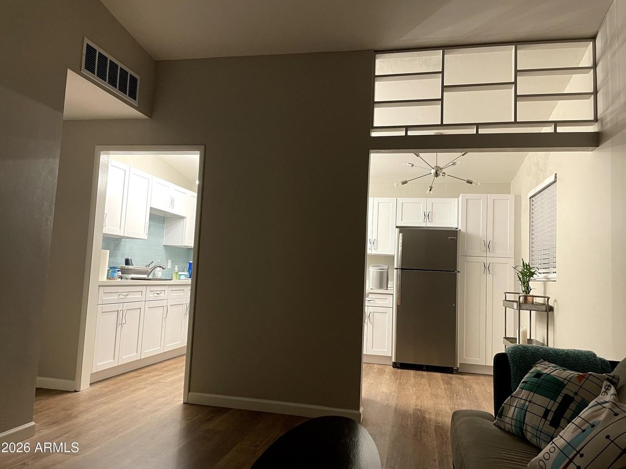 2012 E Howe Ave - Photo 5 of 13