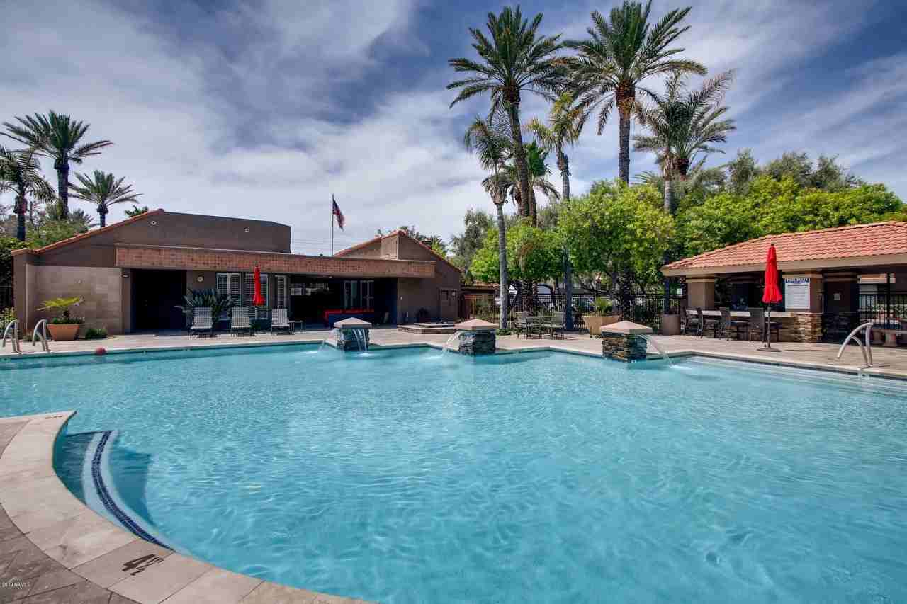 5122 E Shea Blvd Unit 2068 #2068 - Photo 4 of 48