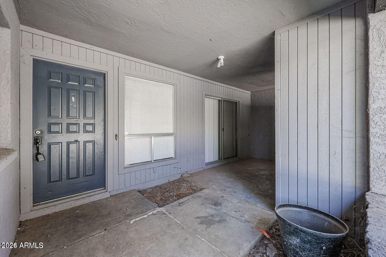 9001 W Elm St #7 - Photo 5 of 24