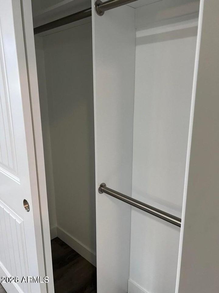 10 E Mountain View Rd - Photo 6 of 13