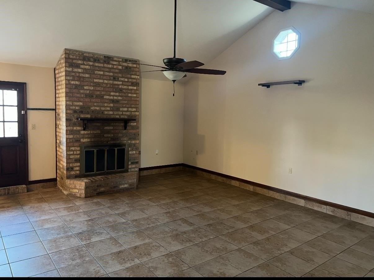 211 Chantilly Dr - Photo 4 of 8