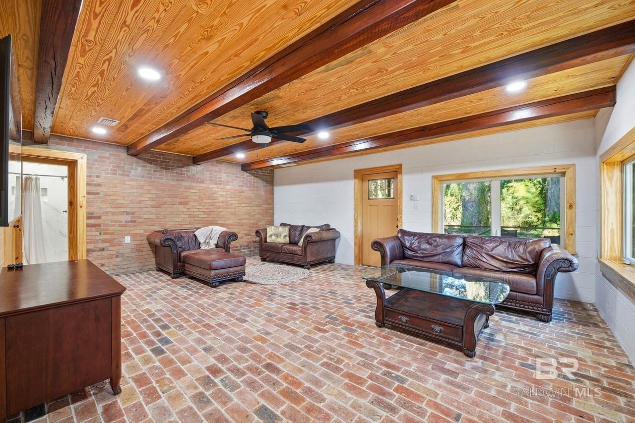 27522 Burkhardt Dr - Photo 7 of 43