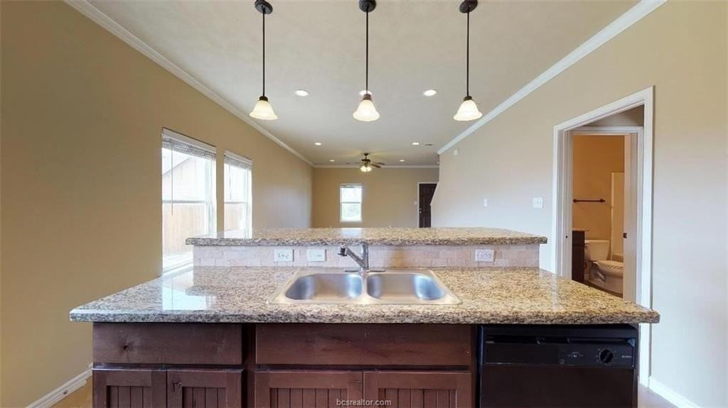 3403 Cullen Trl - Photo 7 of 30