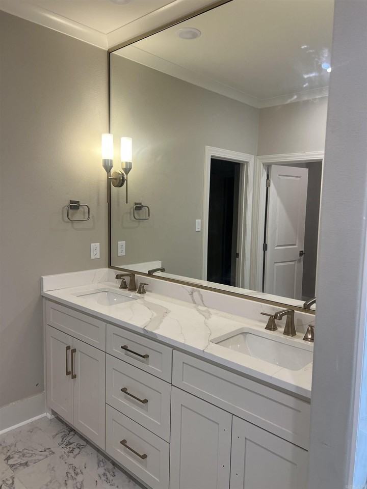 2 Chelle Cv - Photo 4 of 19