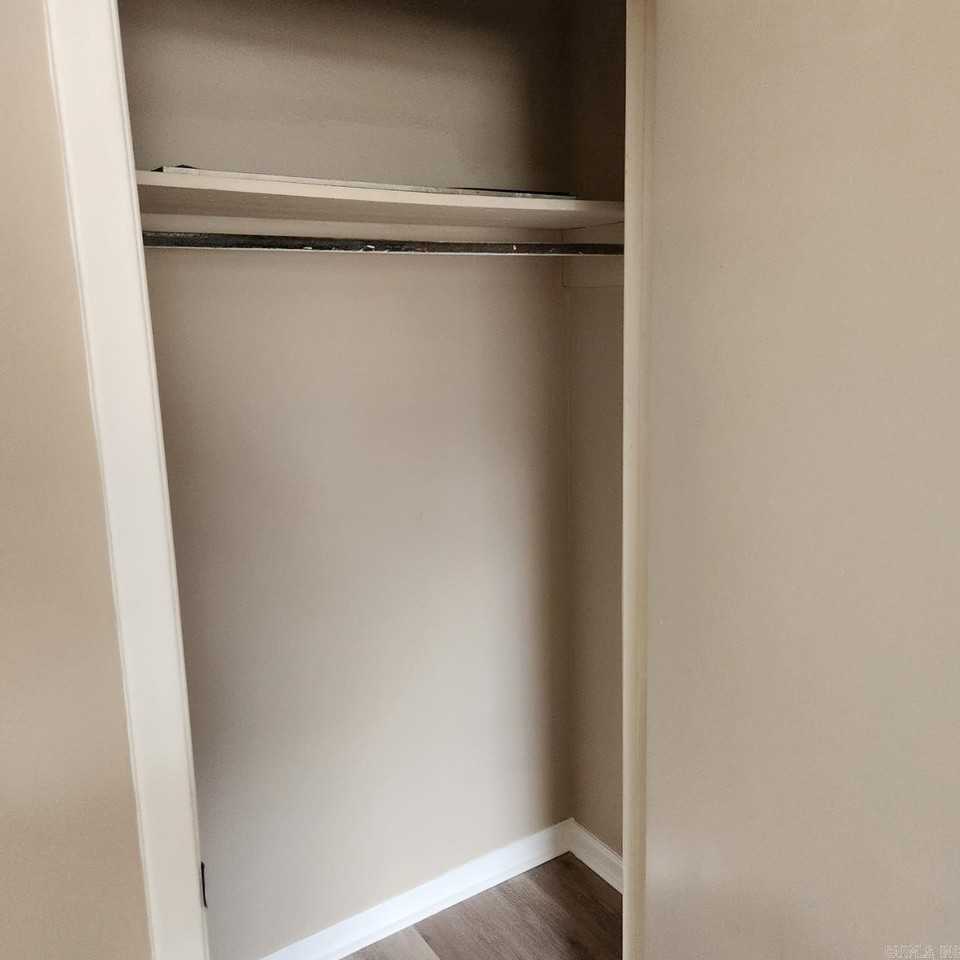 14707 Kanis Rd - Photo 5 of 6