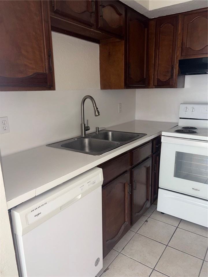 6513 Long Meadow Dr - Photo 5 of 16